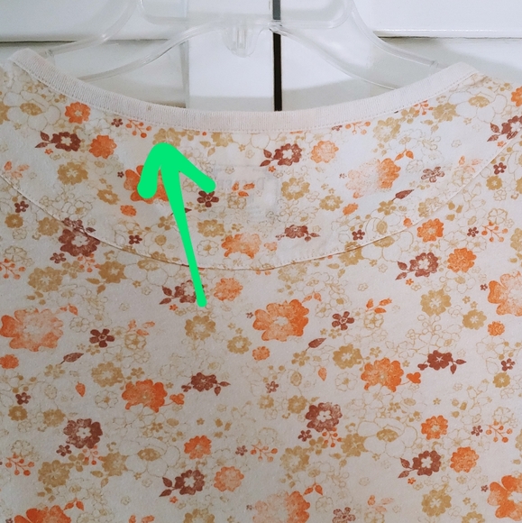 Floral 3/4 Sleeve Top - Picture 6 of 9